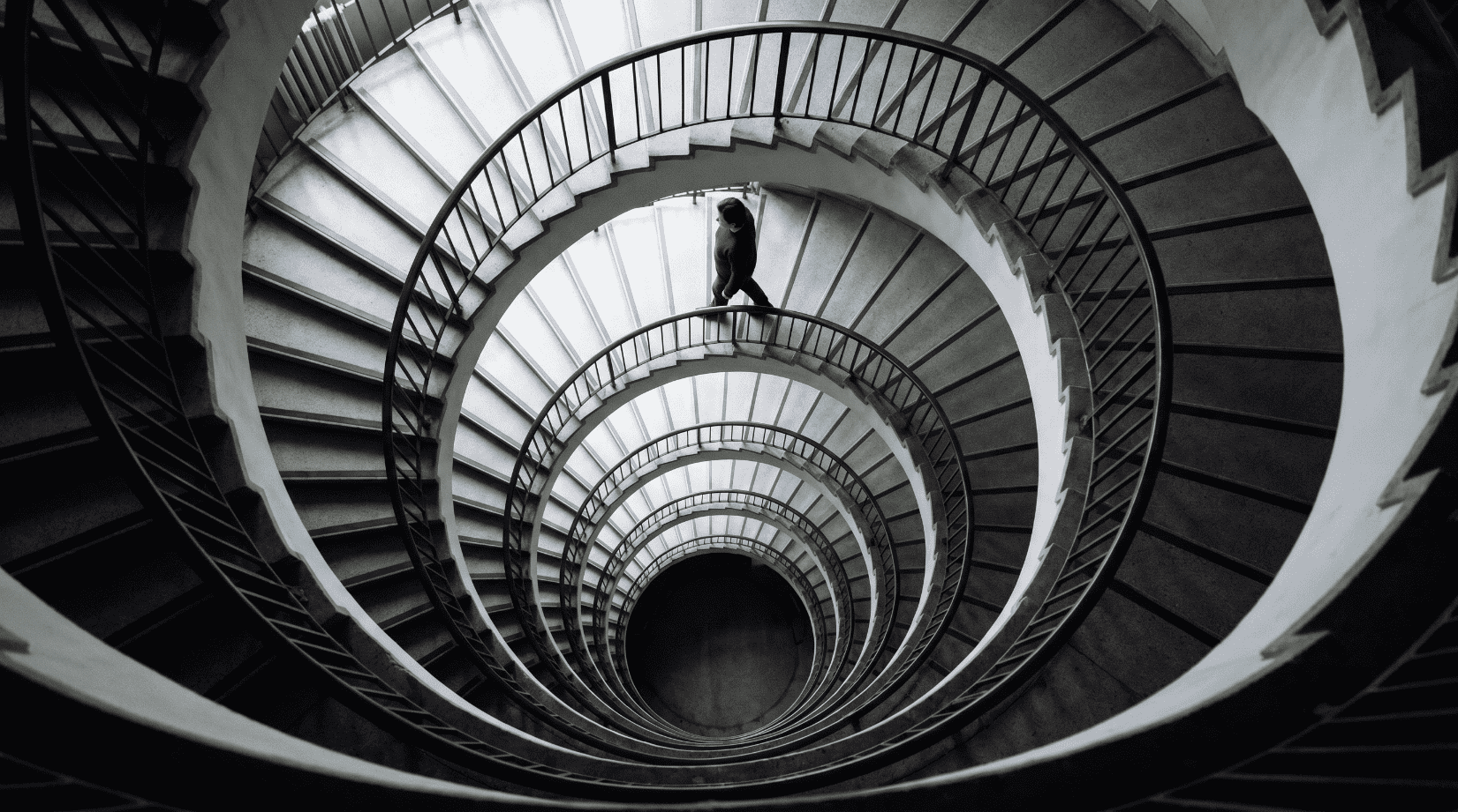 The self-monitoring loop that keeps the hidden trance running